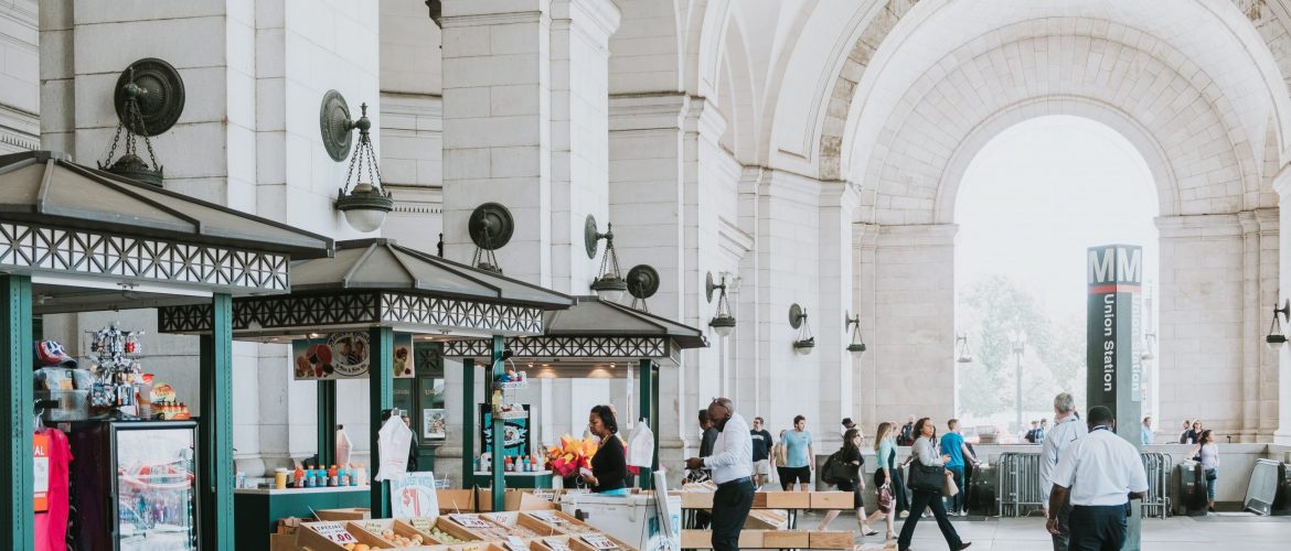 In-Market­ Audiences